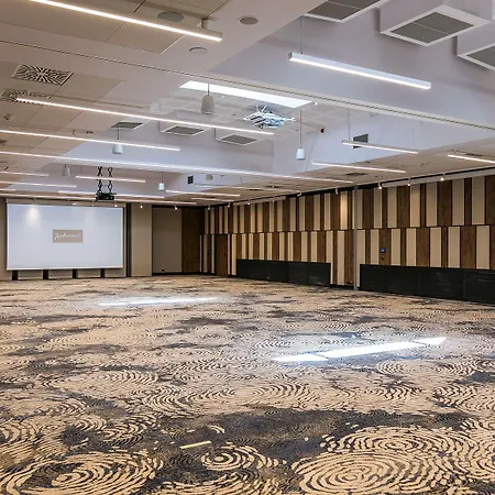 Radisson Blu Hotel 4*